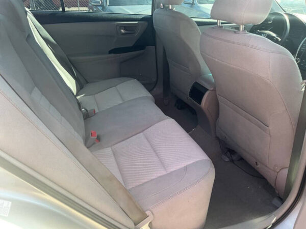2015 Toyota Camry LE - Image 5