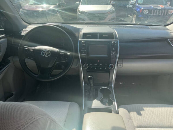 2015 Toyota Camry LE - Image 6