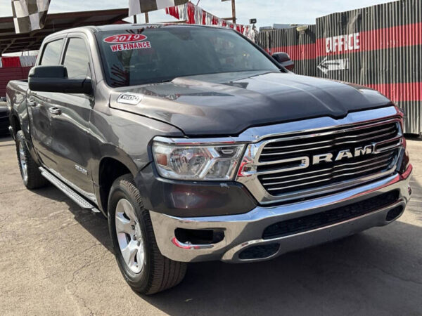 2019 RAM 1500 Big Horn - Image 12