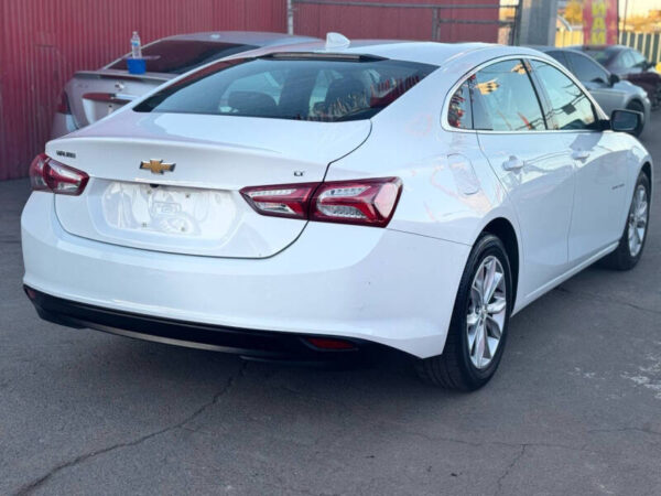 2020 Chevrolet Malibu LT - Image 8