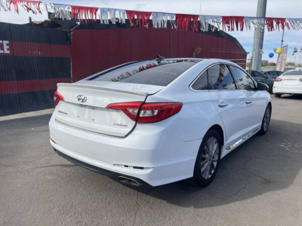 2015 Hyundai Sonata Limited - Image 5