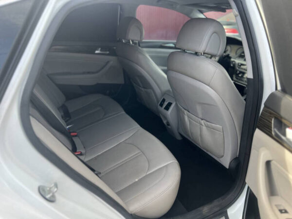 2015 Hyundai Sonata Limited - Image 7