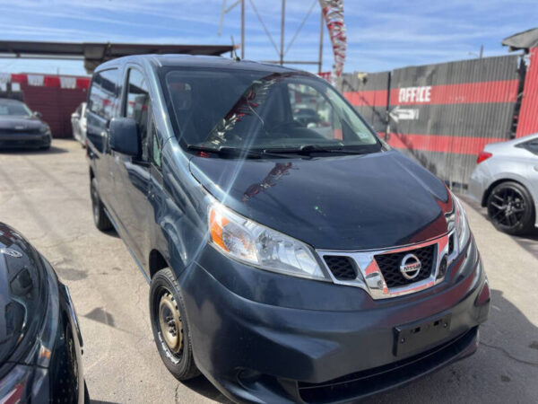 2017 Nissan NV200 SV - Image 6