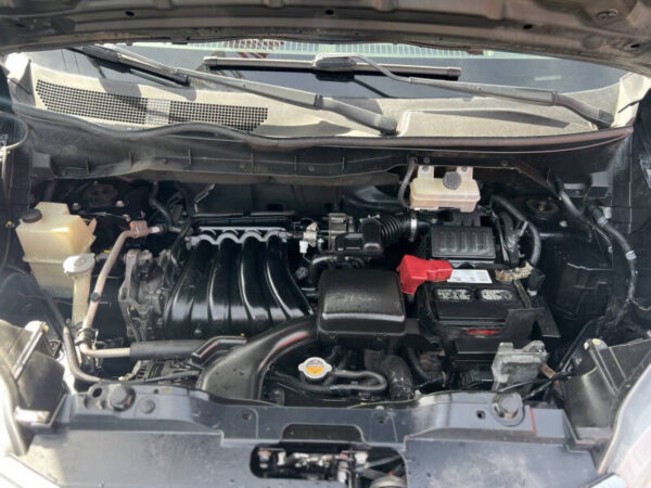 2017 Nissan NV200 SV - Image 11