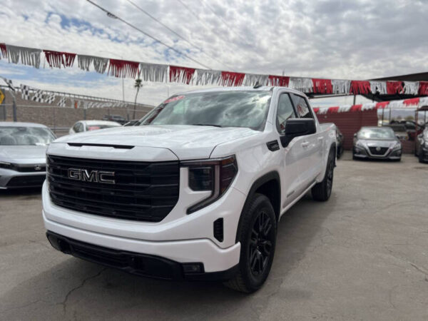 2024 GMC Sierra 1500 Elevation Standard - Image 3