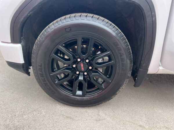 2024 GMC Sierra 1500 Elevation Standard - Image 10